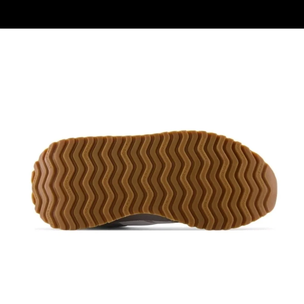 New Balance Women's 327 Lightweight Running Shoe Marble Head/Rain Cloud/Sea Salt - Picture 4 of 9